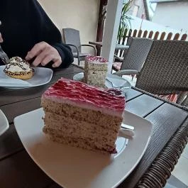 Terasz Cukrászda Cibakháza - Étel/ital