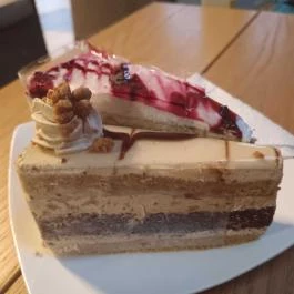 Terasz Cukrászda Cibakháza - Étel/ital