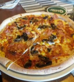 Thirty's Étterem & Pizzéria