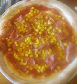 Thirty's Étterem & Pizzéria