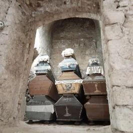 Memento Mori, Vác - Egyéb