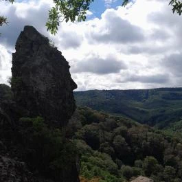 Vadálló-kövek, Dömös - Egyéb