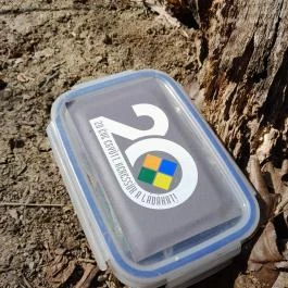 Vörös-kő, Tahitótfalu - Egyéb