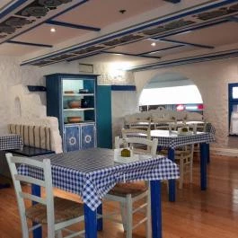 Taverna Zorbas Görög Étterem - Lövőház utca, Budapest - Belső