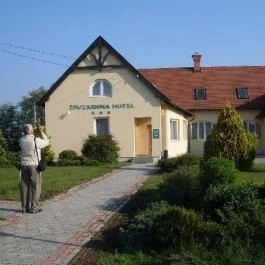 Zsuzsanna Hotel Szeleste - Külső kép