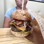 Hamburger Ház Balatonlelle - Étel/ital