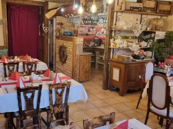 Kis-Duna Vendéglő Dunaalmás