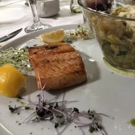 Szablya Étterem Kerepes - Étel/ital