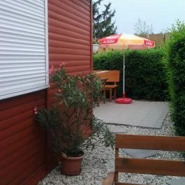  Rózsa Apartmanházak Felsőörs - Medence/kert