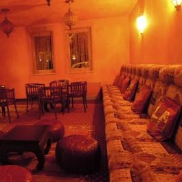 Mesés Shiraz Hotel Egerszalók - Belső