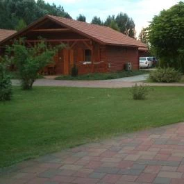 Aqua-Spa Konferencia és Wellness Hotel Cserkeszőlő - Medence/kert