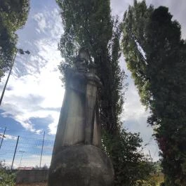 Attila szobra Sopron - Egyéb