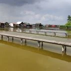 Bokodi-tó - lebegő falu Oroszlány - Egyéb