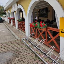 Cafe bábolna, Bábolna - Egyéb