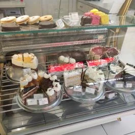 Cukitanya, Parád - Egyéb