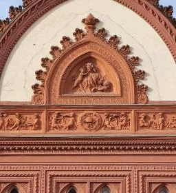 Eötvös Károly Megyei Könyvtár