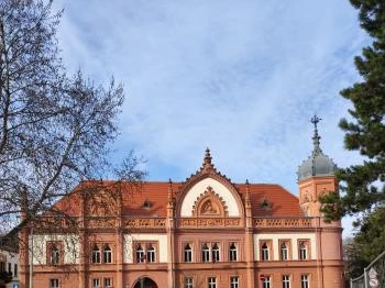 Eötvös Károly Megyei Könyvtár Veszprém