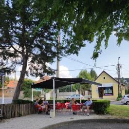 Grafl Cukrászda, Budakeszi - Egyéb