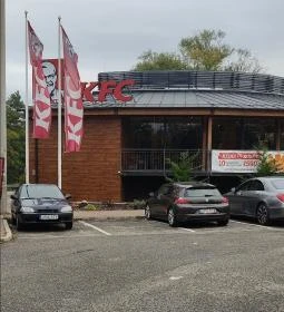 Kentucky Fried Chicken - Tata Remeteségi pihenőhely