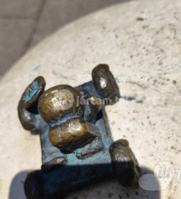 Kolodko: Holdjáró miniszobor