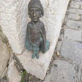 Kolodko: a Vár őrzője miniszobor Veszprém - Egyéb