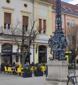 Krém Cukrászda & Kávézó