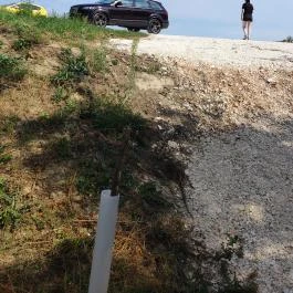 Love by Milov - Szeretet szobor Vál - Egyéb