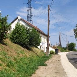 Love by Milov - Szeretet szobor Vál - Egyéb