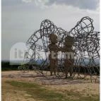 Love by Milov - Szeretet szobor Vál - Egyéb