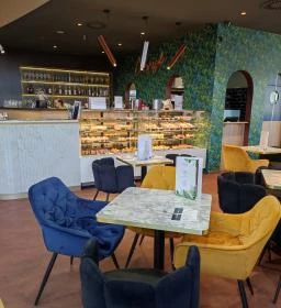 Mischler Cukrászda & Bisztró