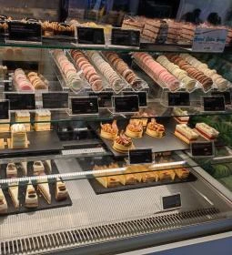 Mischler Cukrászda & Bisztró