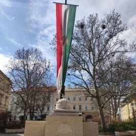 Országzászló tér Székesfehérvár - Egyéb