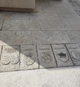 Országzászló tér