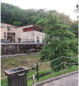 Patak Bisztró és Borozó