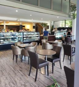 SzilVanilla Sütibár - Cukrászda & Kávézó