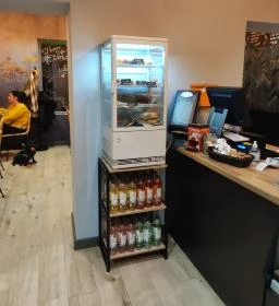 Therápia Kávézó & Pékség