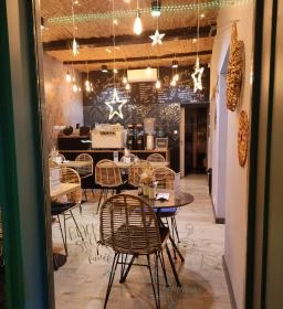 Therápia Kávézó & Pékség