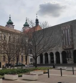 Vörösmarty Mihály Könyvtár