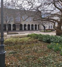 Vörösmarty Mihály Könyvtár