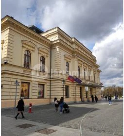 Vörösmarty Színház