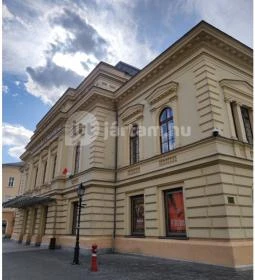 Vörösmarty Színház