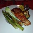 Szikra Galéria Étterem, Kávézó & Rendezvényház Jászberény - Étel/ital