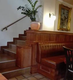 Szikra Galéria Étterem, Kávézó & Rendezvényház