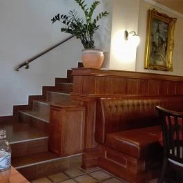 Szikra Galéria Étterem, Kávézó & Rendezvényház Jászberény - Belső