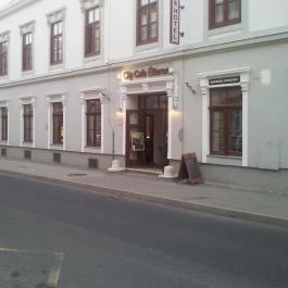 City Cafe & Hotel Szombathely - Külső kép