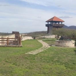 Solymári vár Solymár - Egyéb