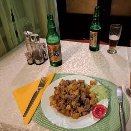 Mathias Lovasudvar Kemence - Vendéglátás