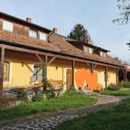 Életfa Vendégház Eger - Külső kép