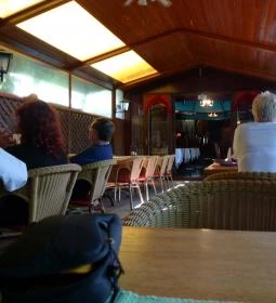 Ibrahim Kávézó, Étterem & Fagylaltozó