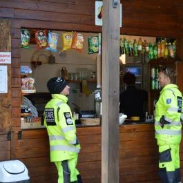 Pázsit-tó Étterem, Büfé Pócsmegyer - Külső kép